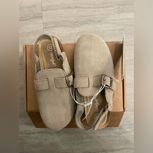 Cat & Jack Girls Toddler Berlin Clogs Taupe Size 12 Toddler Suede Leather NWT